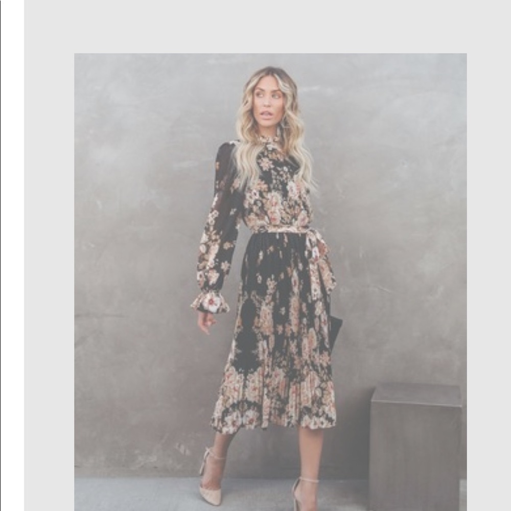 SOLD❗️❗️MIDI floral black dress